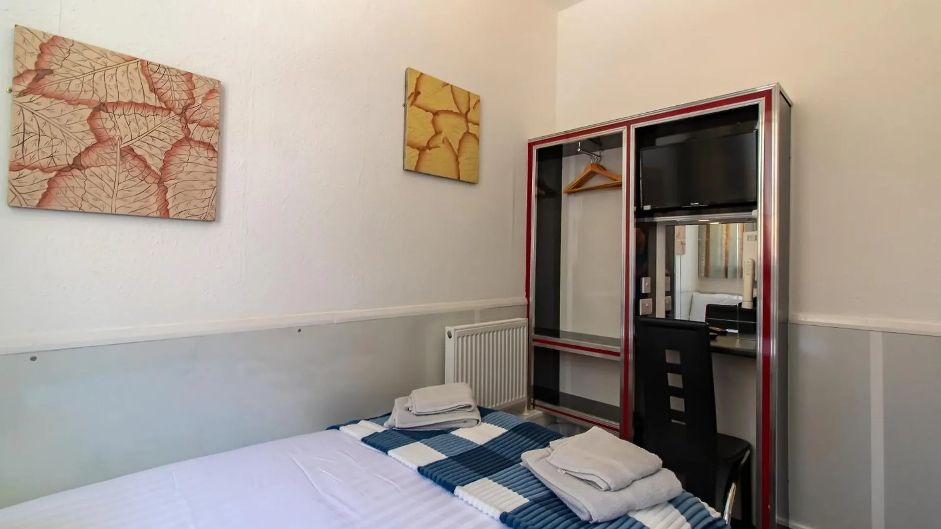 Bentleys Hotel Newcastle upon Tyne Guest house